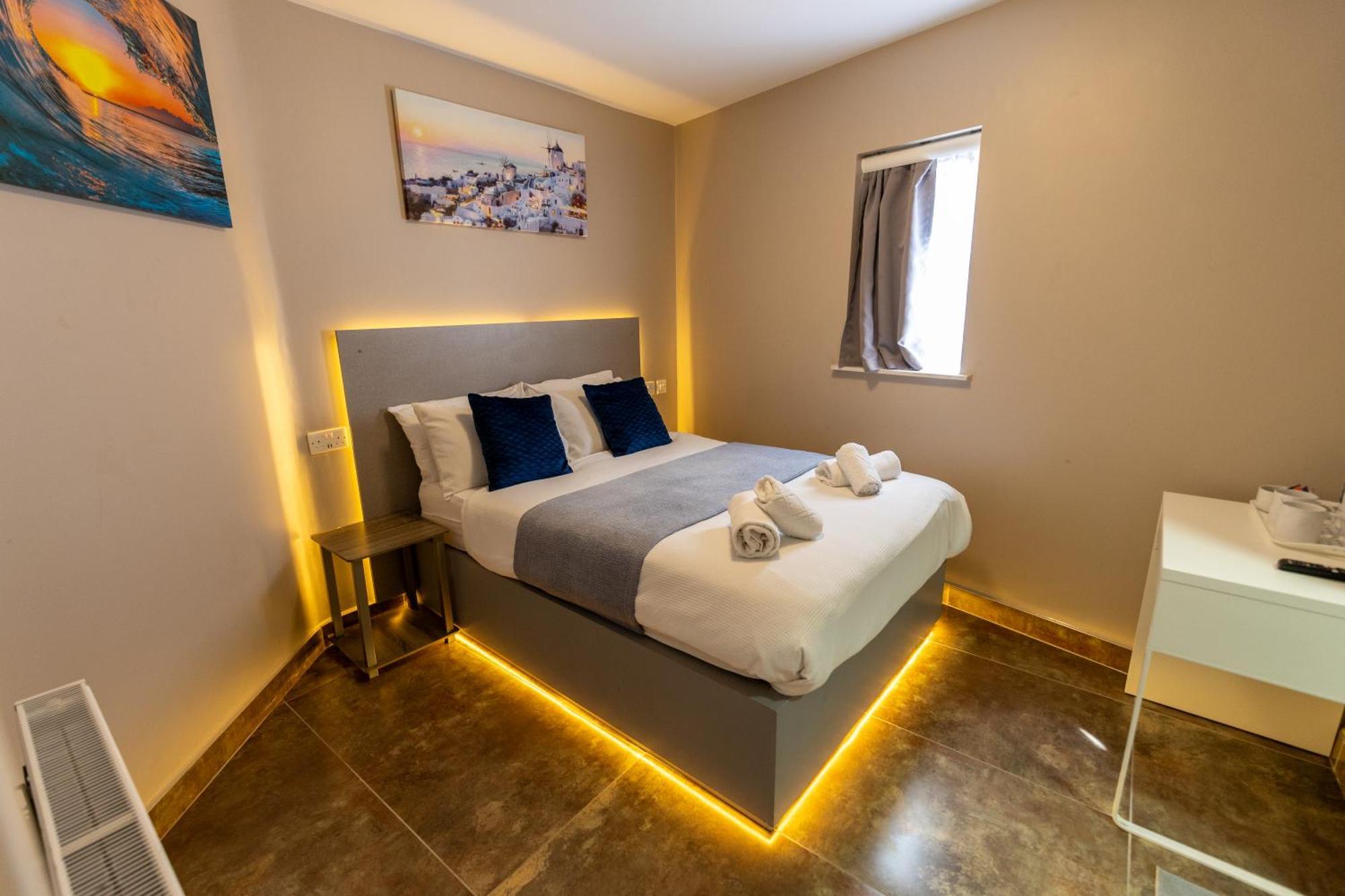 Paragraph Edmonton Palmers Green Esterno foto