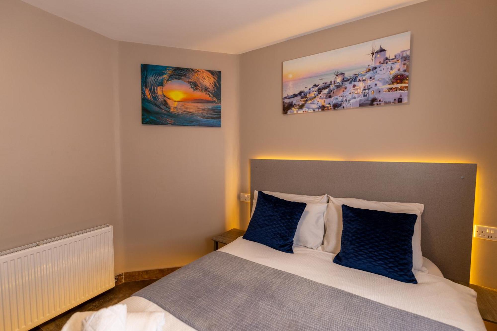 Paragraph Edmonton Palmers Green Esterno foto