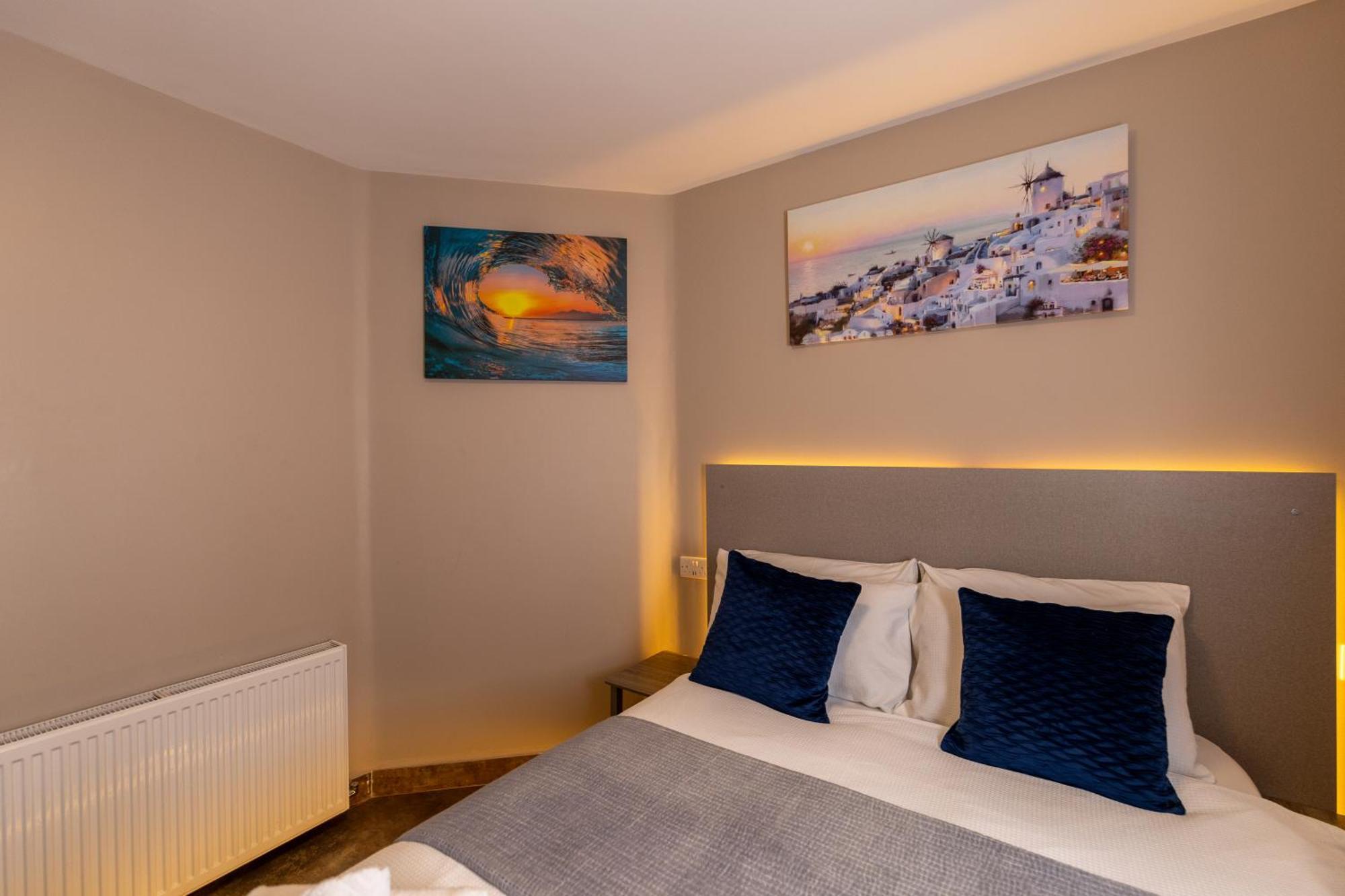 Paragraph Edmonton Palmers Green Esterno foto